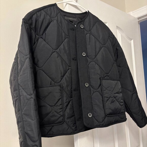 Zara Black Quilted Jacket with Patch Pockets - Picture 1 of 6